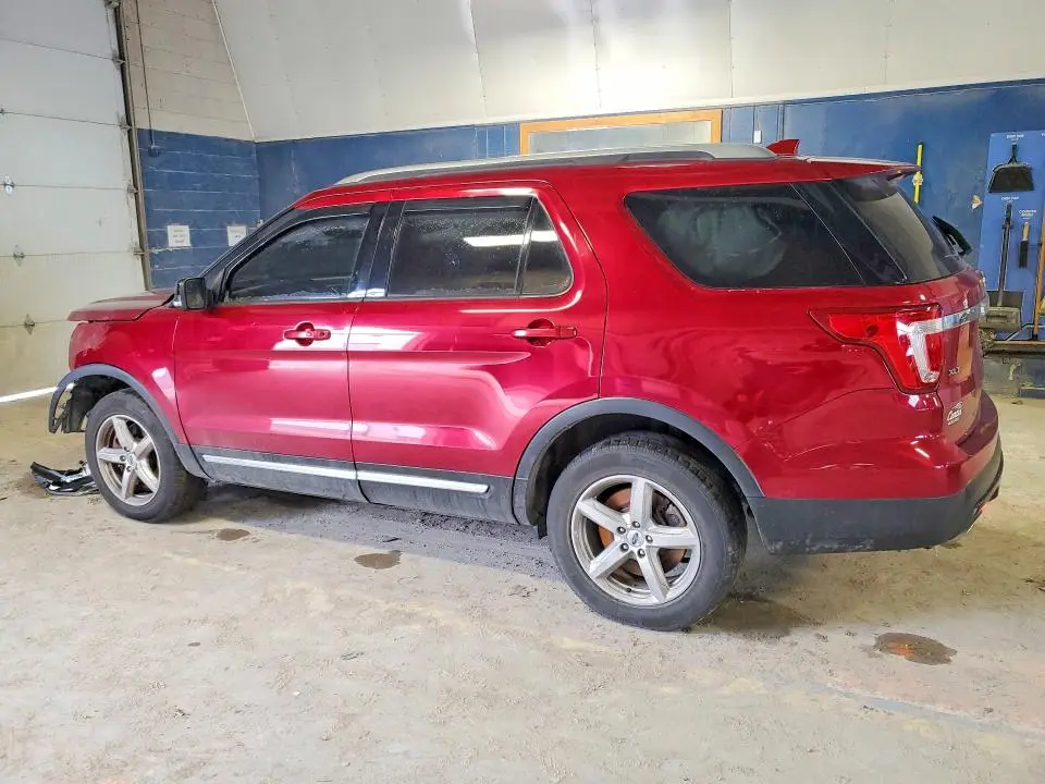 2017 FORD EXPLORER XLT  
