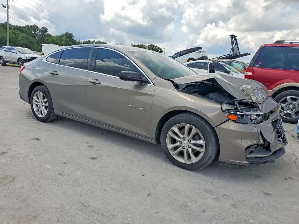 2017 CHEVROLET MALIBU LT  