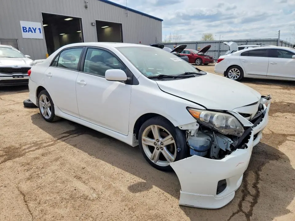 2013 TOYOTA COROLLA S  