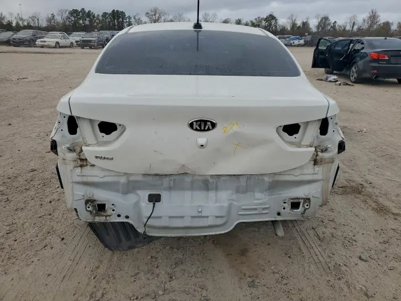 2020 KIA RIO LX  