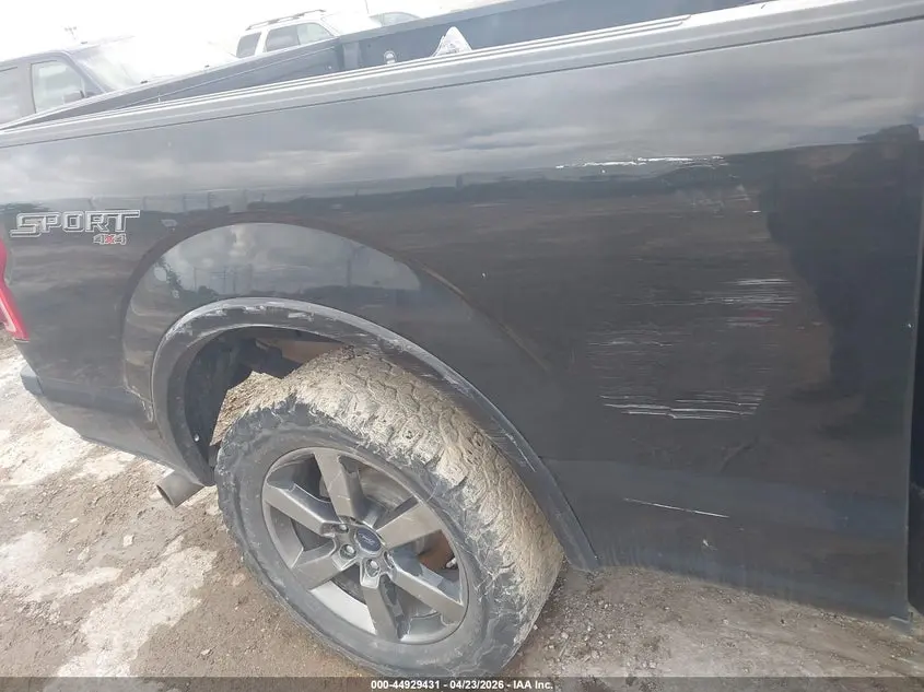 2017 FORD F-150 LARIAT