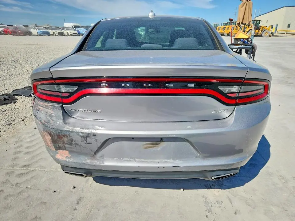 2016 DODGE CHARGER SXT  