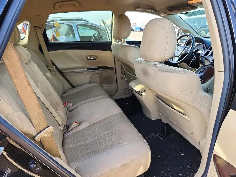 2013 TOYOTA VENZA LE  