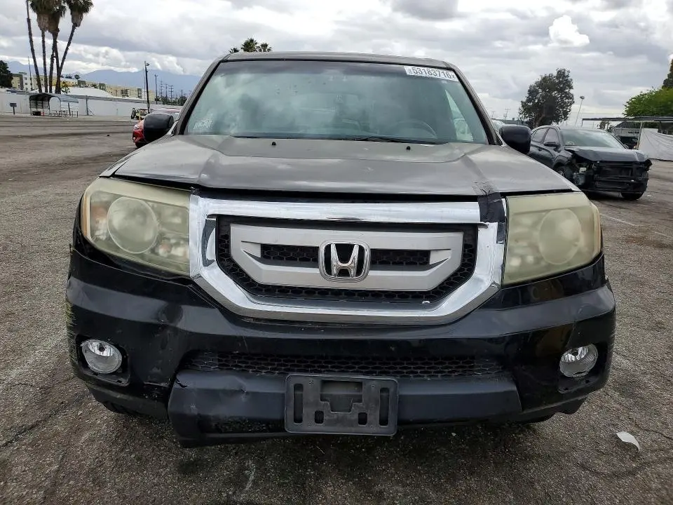 2011 HONDA PILOT EX  