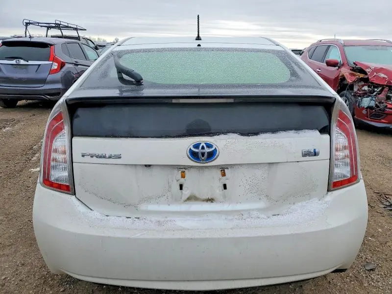 2015 TOYOTA PRIUS   