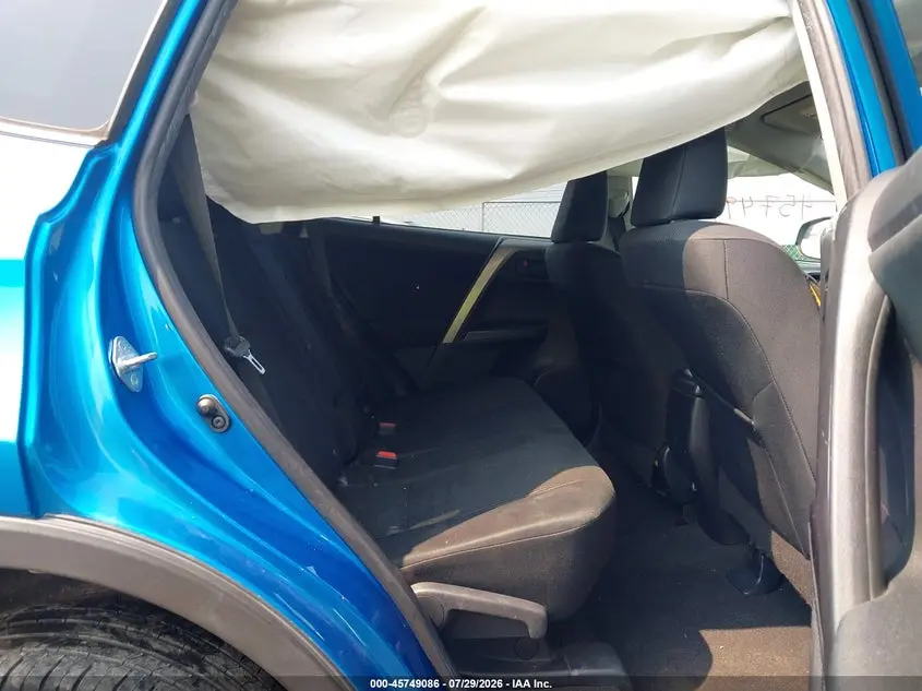 2017 TOYOTA RAV4 LE