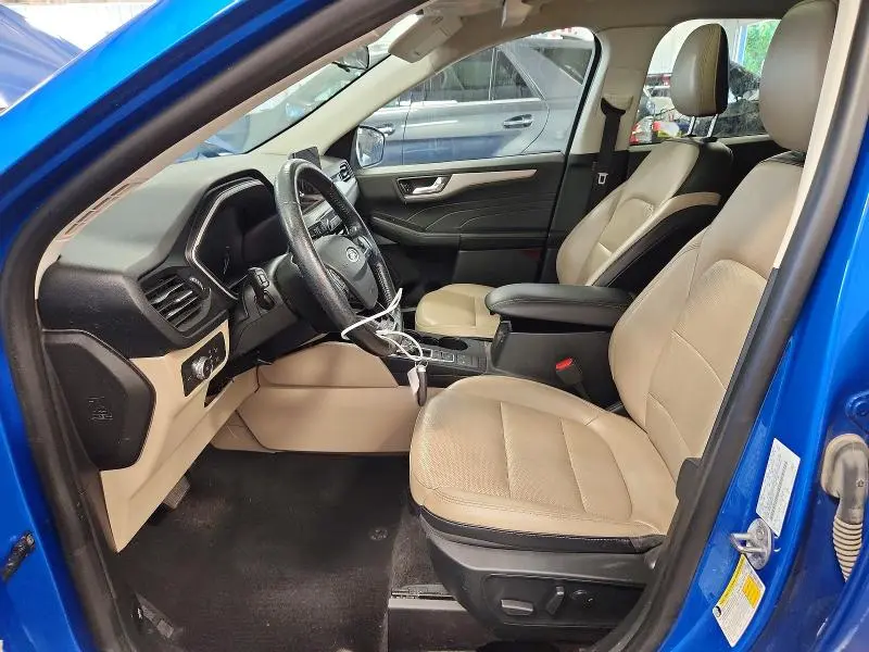 2021 FORD ESCAPE SEL  