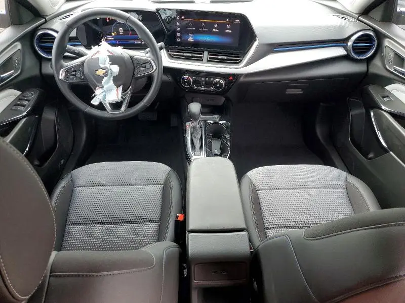 2025 CHEVROLET TRAX 1LT  