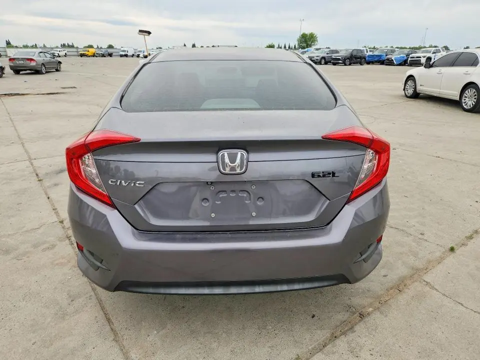 2016 HONDA CIVIC LX  