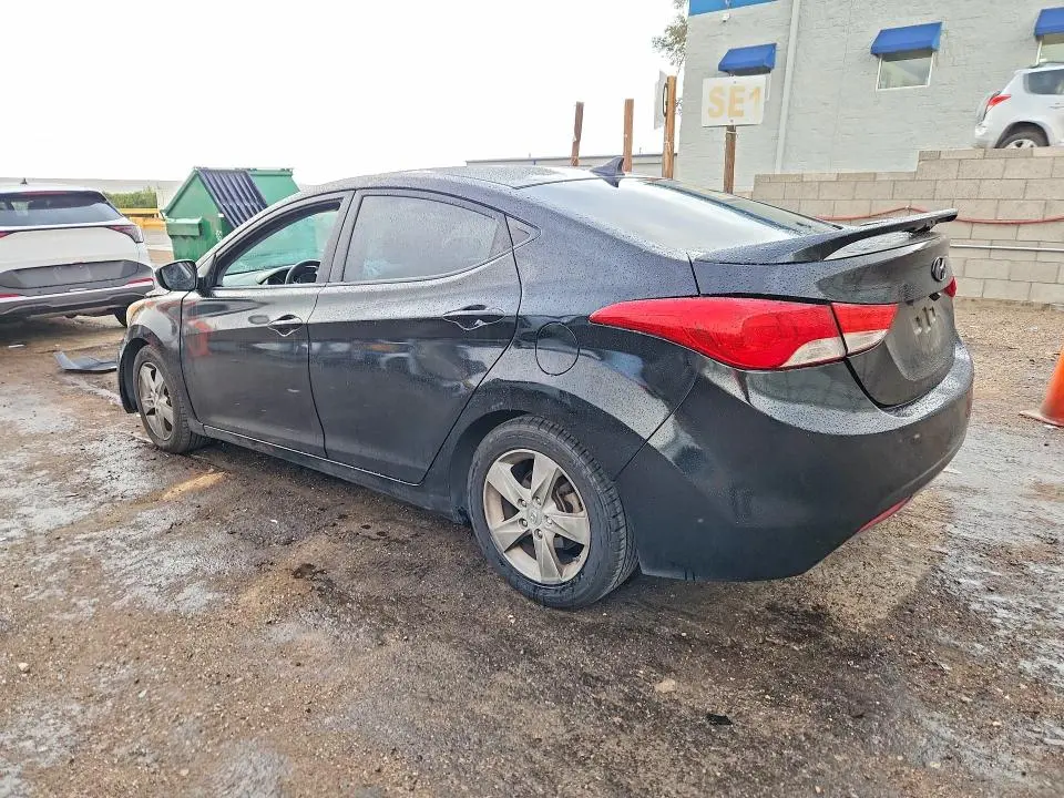 2013 HYUNDAI ELANTRA GLS  