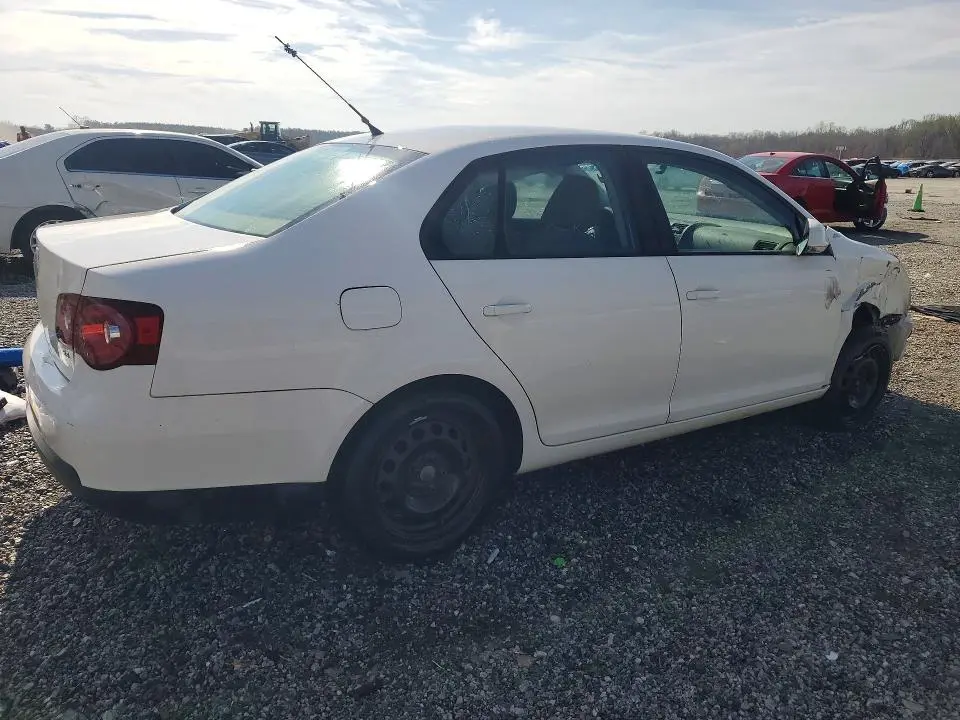 2010 VOLKSWAGEN JETTA S  
