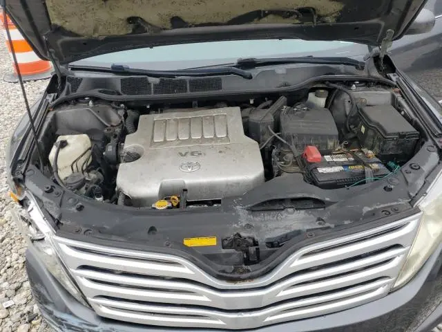 2012 TOYOTA VENZA LE  