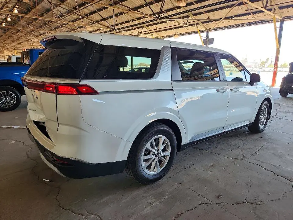 2023 KIA CARNIVAL LX  
