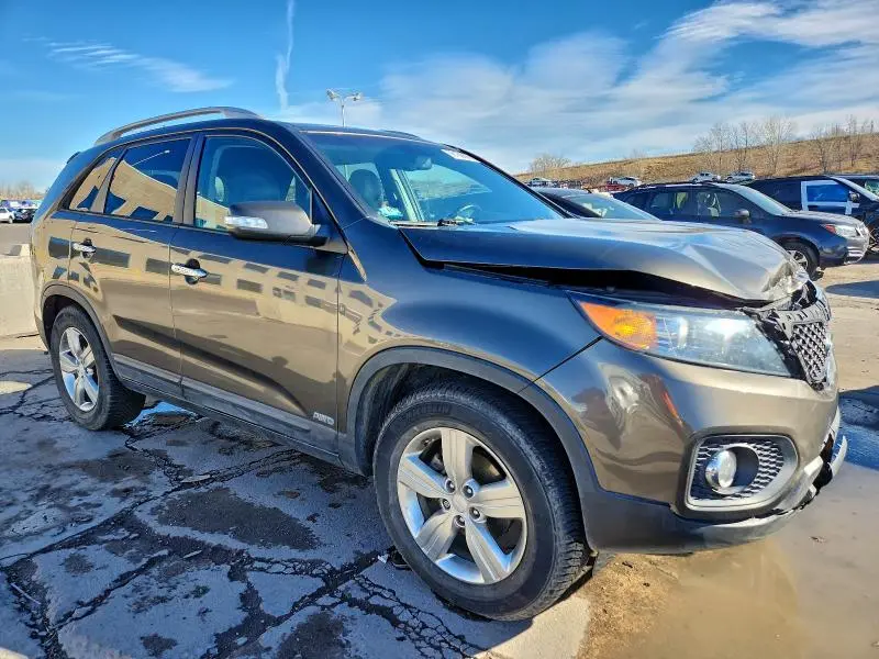 2013 KIA SORENTO EX  