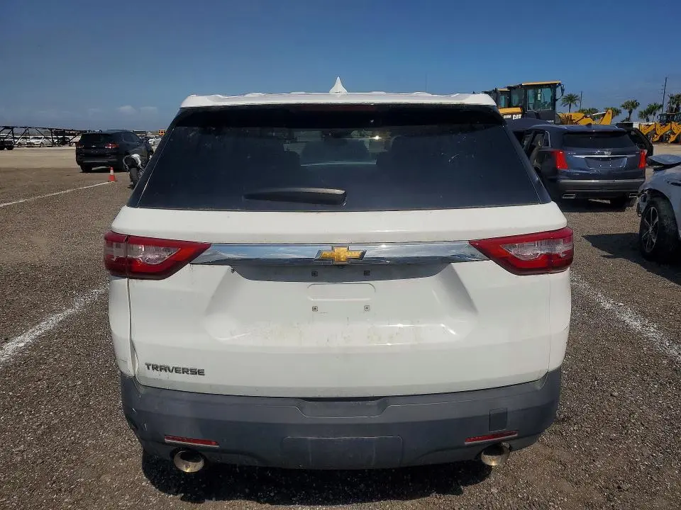 2018 CHEVROLET TRAVERSE LS  