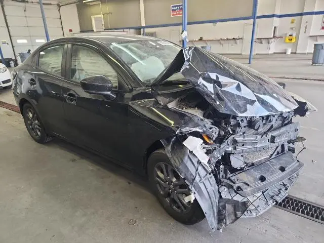 2019 TOYOTA YARIS L  