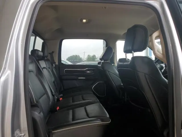 2019 RAM 1500 LARAMIE  