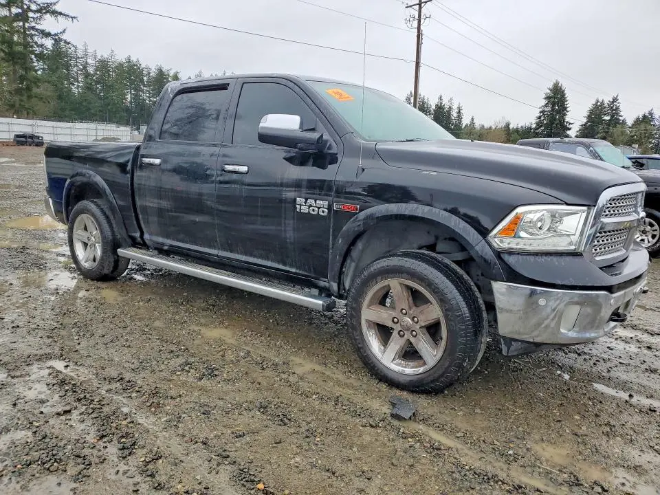 2015 RAM 1500 LARAMIE  