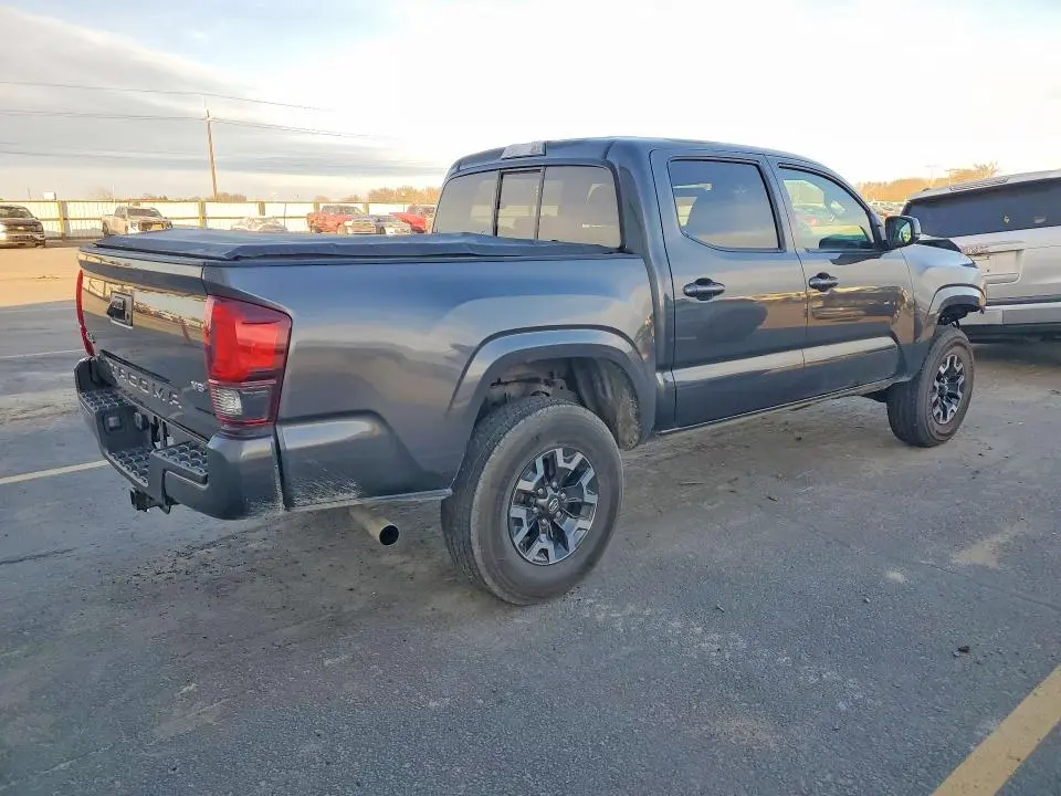 2022 TOYOTA TACOMA SR V6  