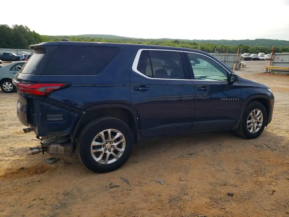 2023 CHEVROLET TRAVERSE LS  