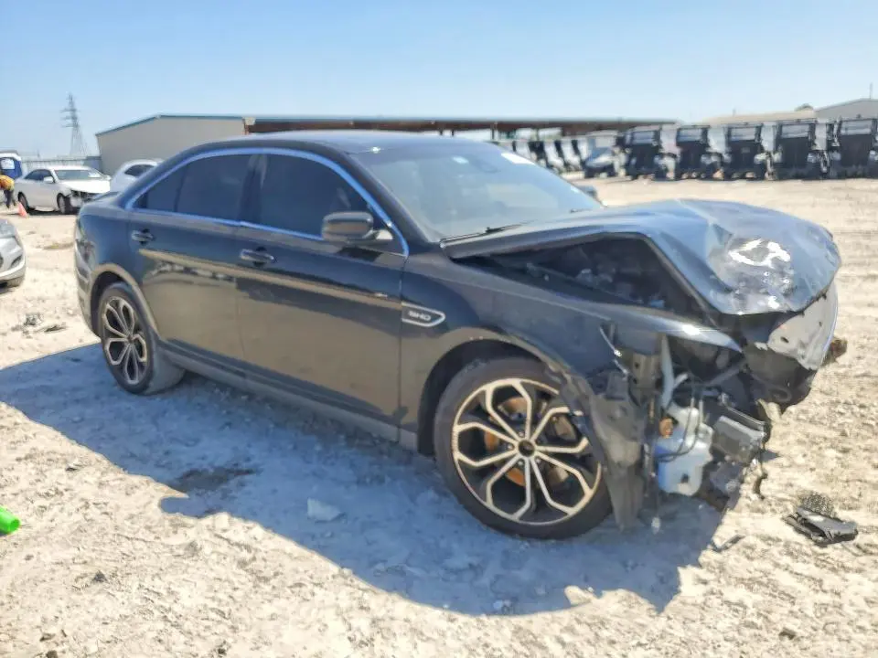 2017 FORD TAURUS SHO  