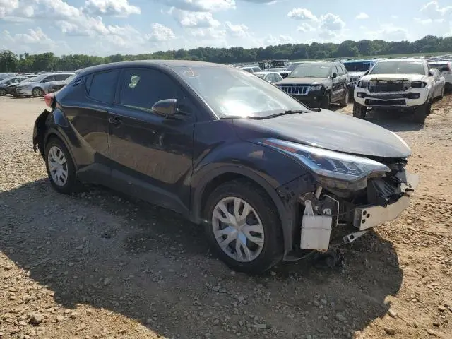 2020 TOYOTA C-HR XLE  