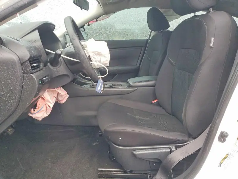 2022 NISSAN SENTRA S  