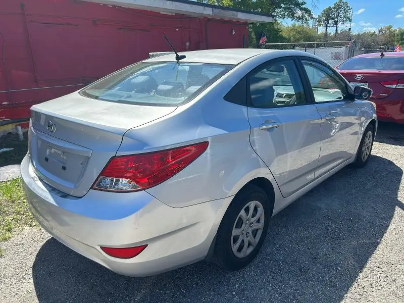 2012 HYUNDAI ACCENT GLS  