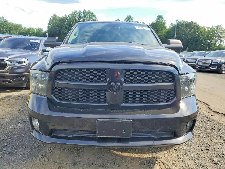 2016 RAM 1500 ST  