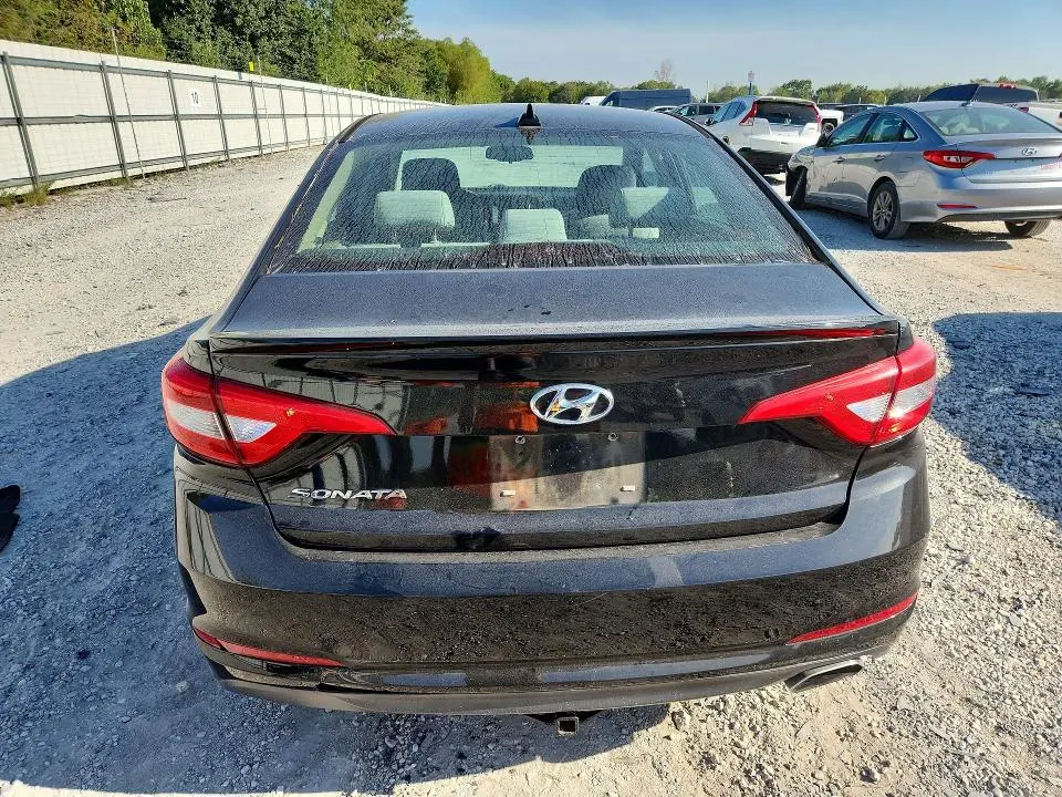 2016 HYUNDAI SONATA SE  