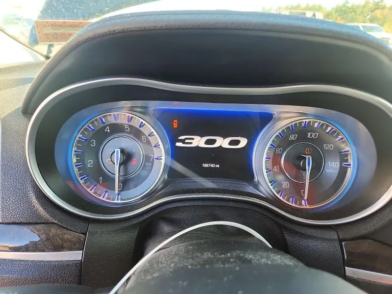 2015 CHRYSLER 300C   