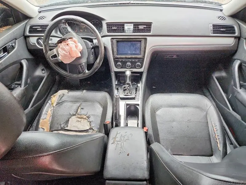 2012 VOLKSWAGEN PASSAT SE  