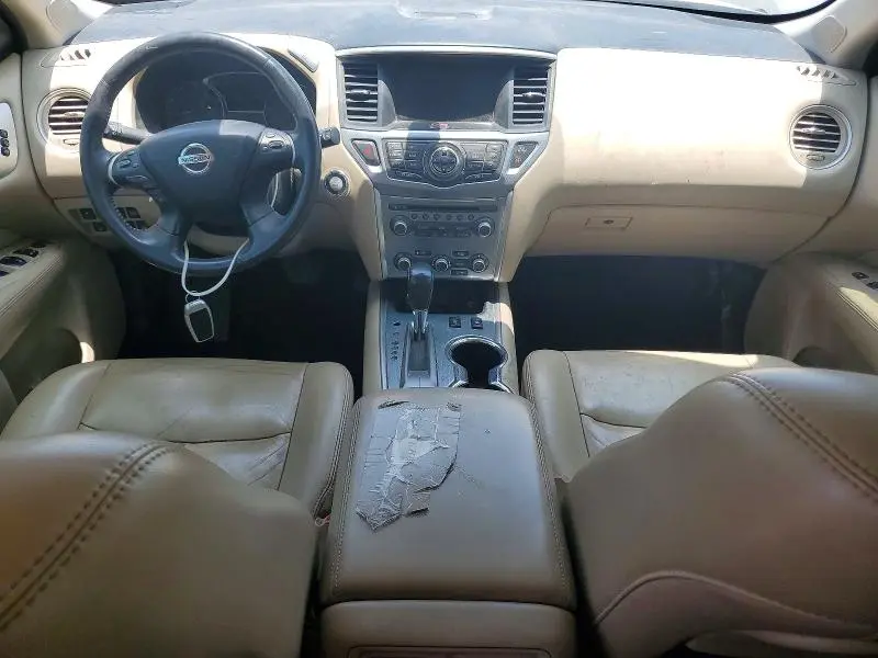 2017 NISSAN PATHFINDER SL  