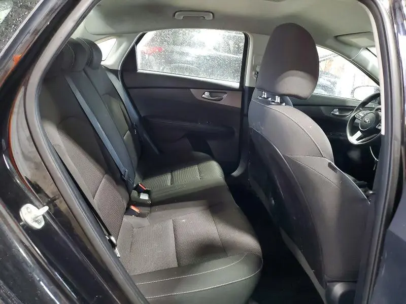 2019 KIA FORTE FE  