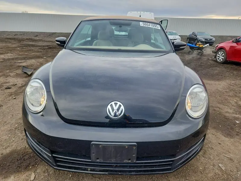 2013 VOLKSWAGEN BEETLE   
