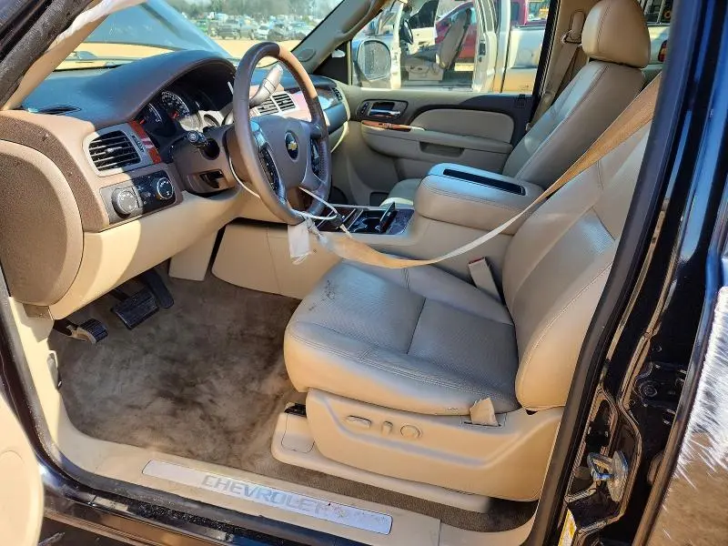2012 CHEVROLET SUBURBAN K1500 LTZ  