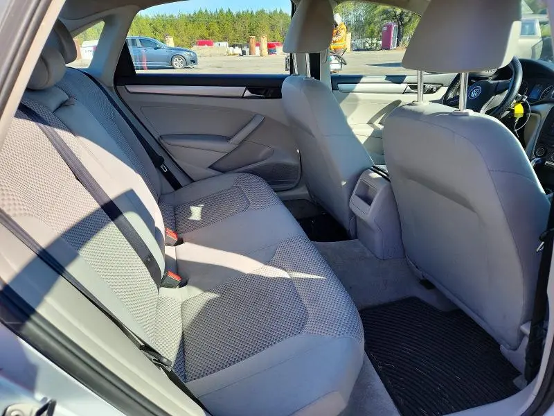 2014 VOLKSWAGEN PASSAT S  