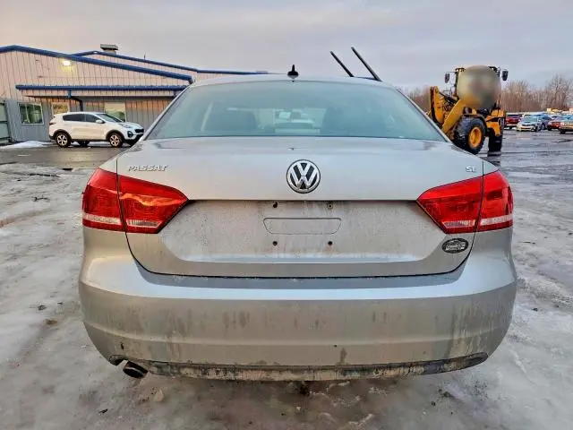 2013 VOLKSWAGEN PASSAT SE  