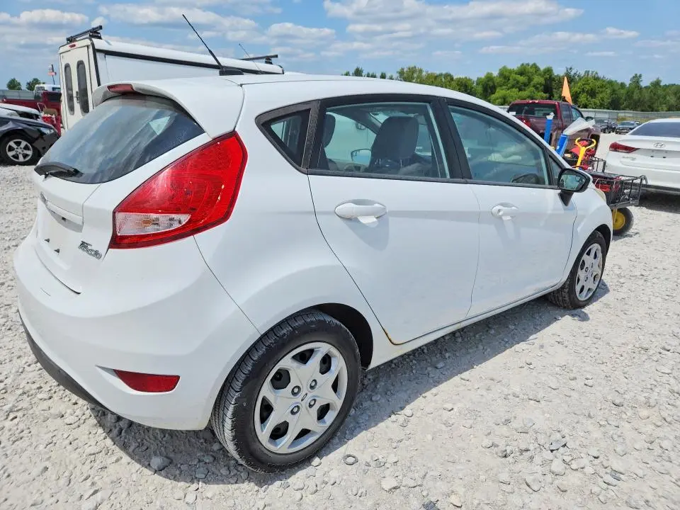 2013 FORD FIESTA S  