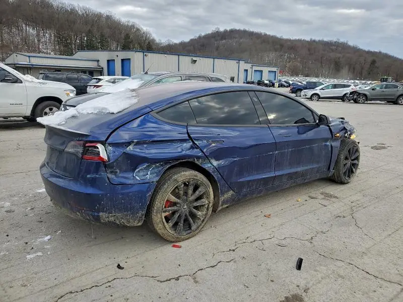 2018 TESLA MODEL 3   