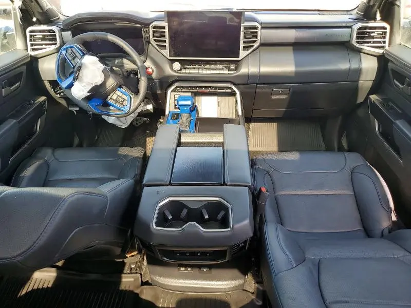 2026 TOYOTA TUNDRA PLATINUM HV  