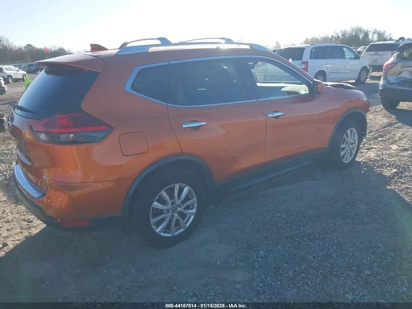 2017 NISSAN ROGUE SV