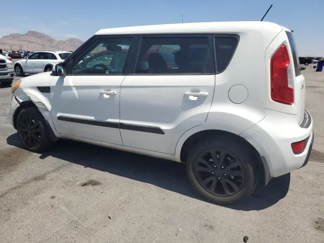 2013 KIA SOUL +  