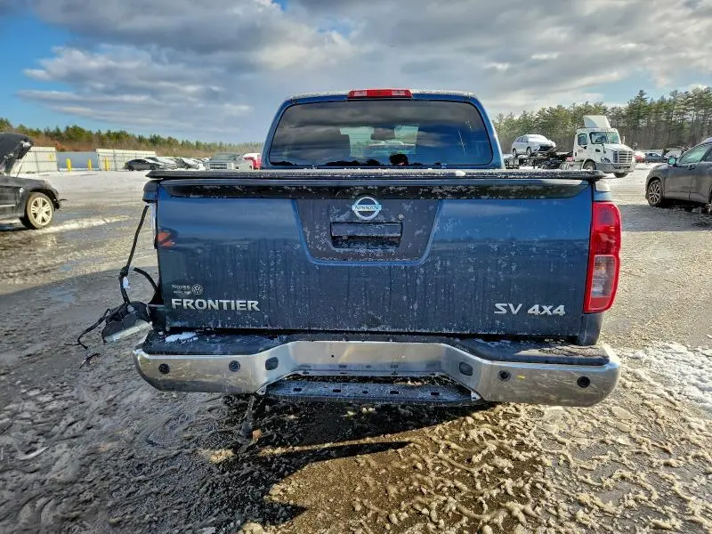 2013 NISSAN FRONTIER S  
