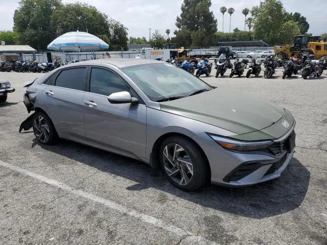 2024 HYUNDAI ELANTRA SEL  