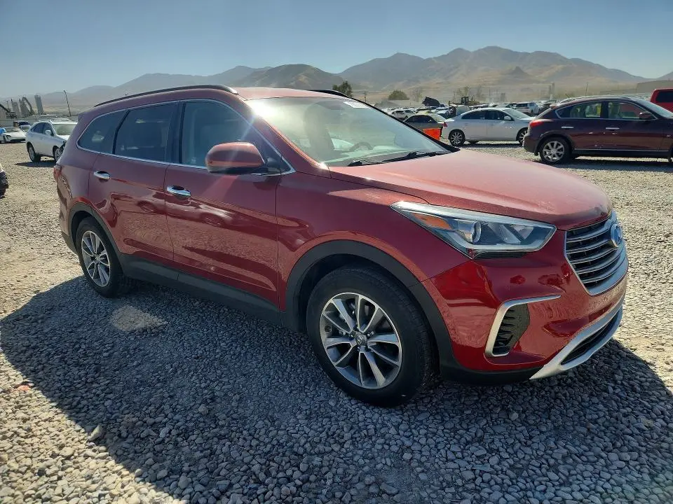 2017 HYUNDAI SANTA FE SE  