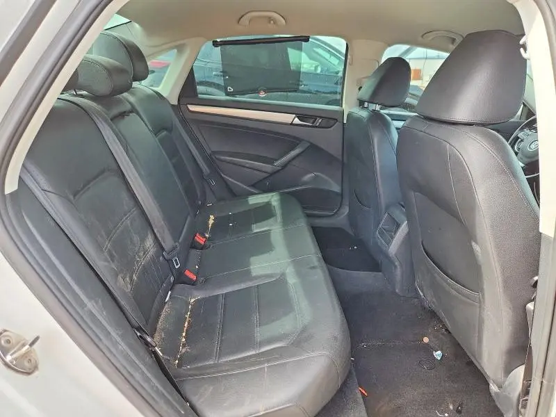 2015 VOLKSWAGEN PASSAT S  