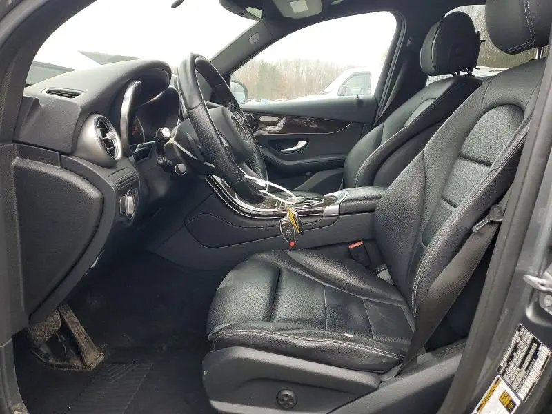 2017 MERCEDES-BENZ GLC 300 4MATIC  