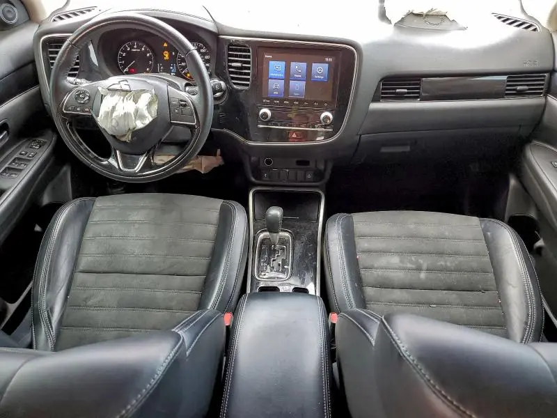 2020 MITSUBISHI OUTLANDER SE  