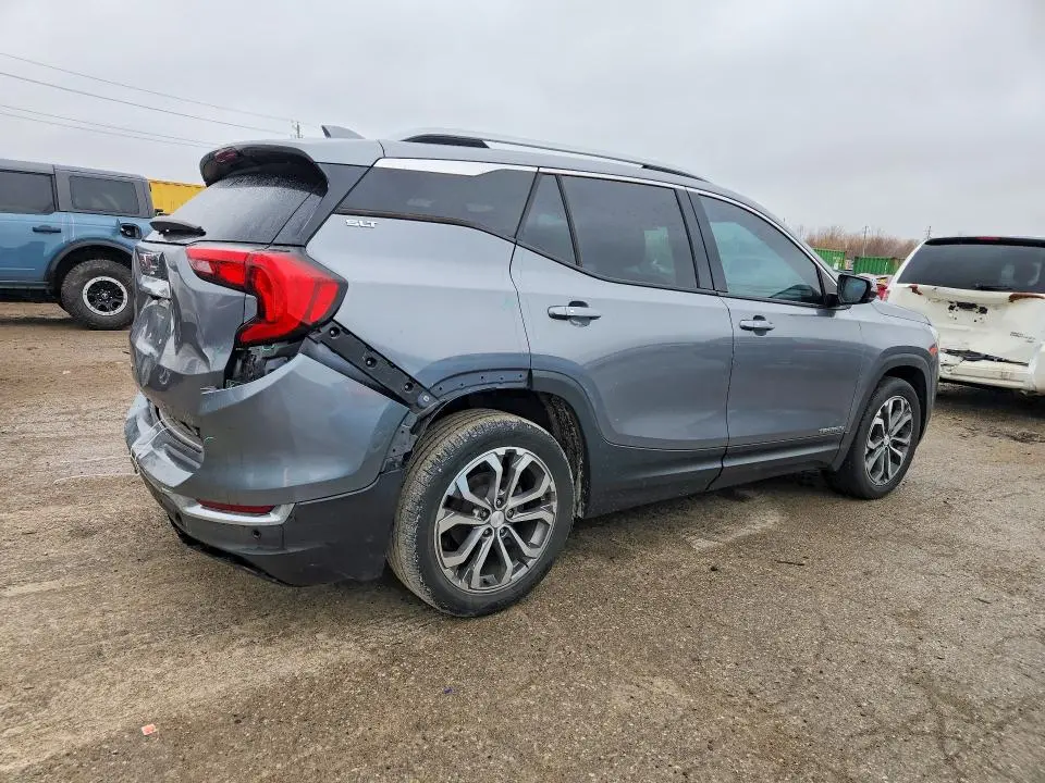 2020 GMC TERRAIN SLT  